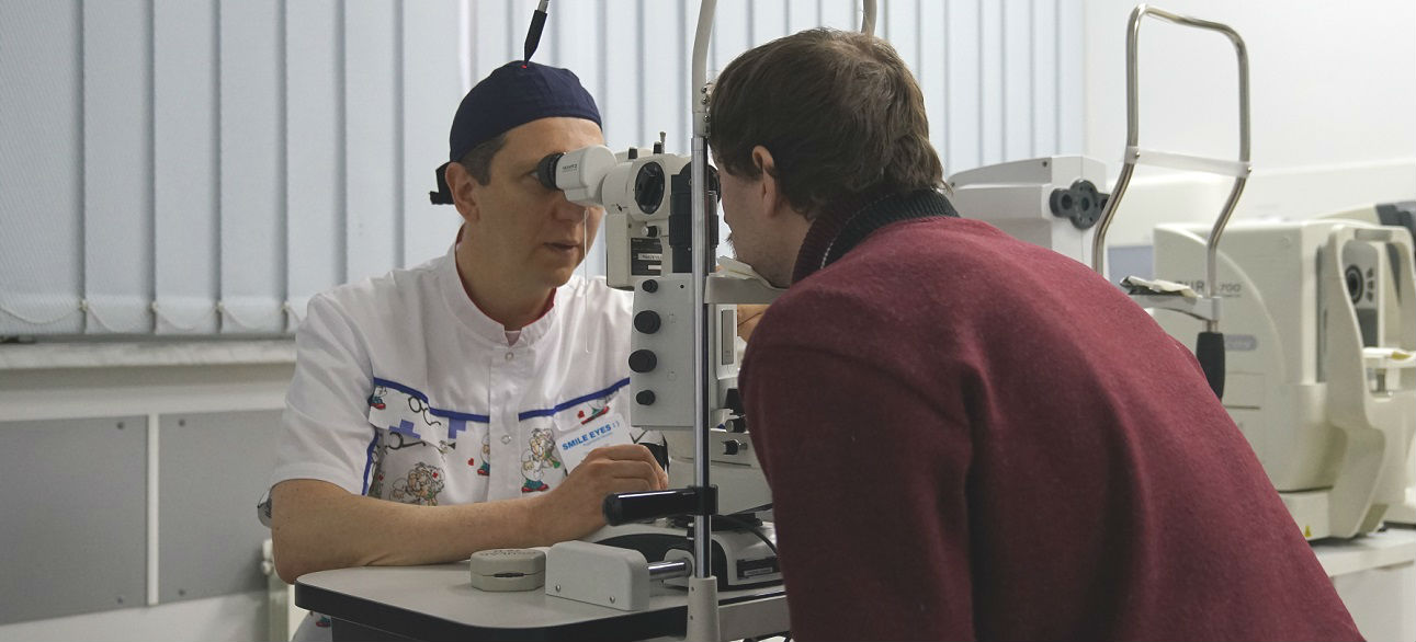 Диагностика расслоения сетчатки (ретиношизиса) в Москве